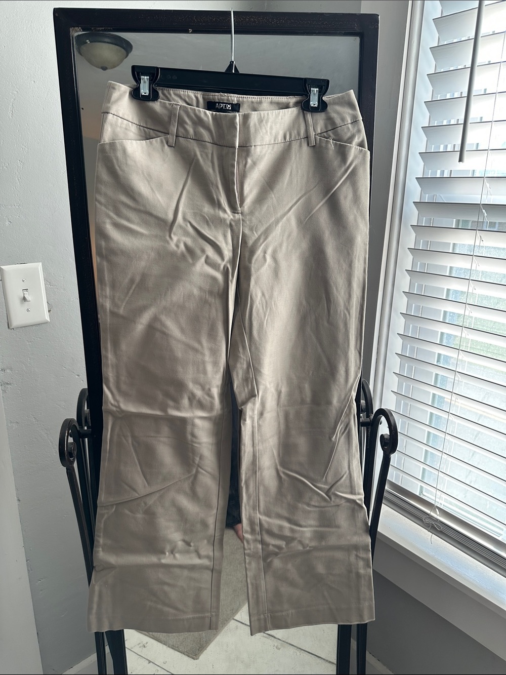 Apt. 9 Light Taupe Straight-Leg Dress Pants